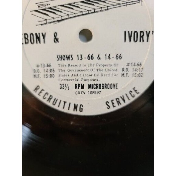 United States Army Recruiting Service  "EBONY & IVORY" Show # In Discription - Picture 3 of 6